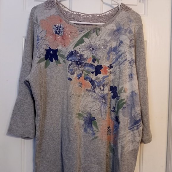 CJ Banks Tops - 017 CJ Banks Floral Design Women's Shirt (1X)